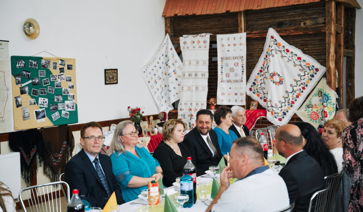 2. fotografia fotogalérie 600.výročie 1.písomnej zmienky o obci Bzenov