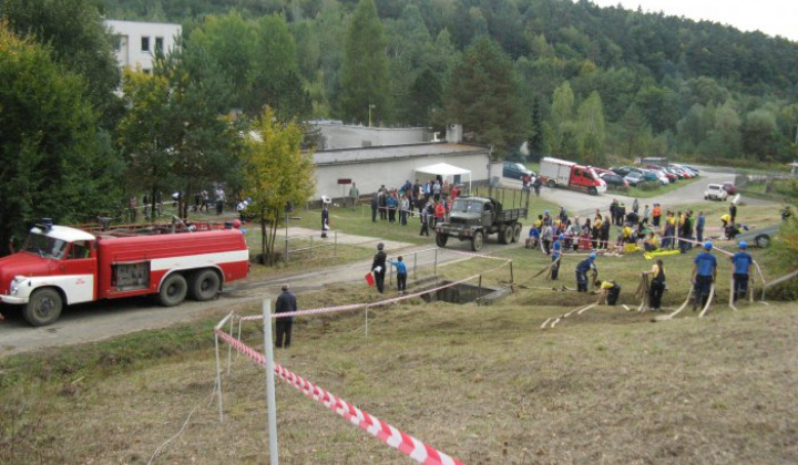 Hasičská súťaž-september 2012