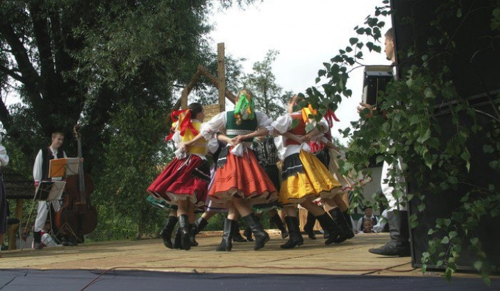3. fotografia fotogalérie Organizácie & kluby / Bzenovčanka - FS - foto
