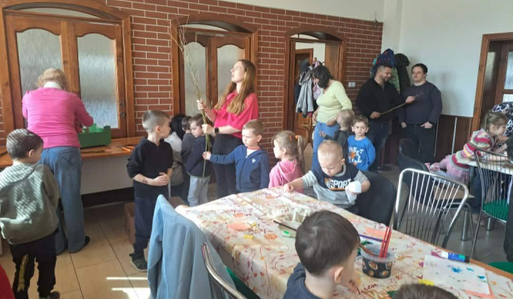 3. fotografia fotogalérie Rozvojový tím v akcii / Malí majstri Veľkej noci  - foto