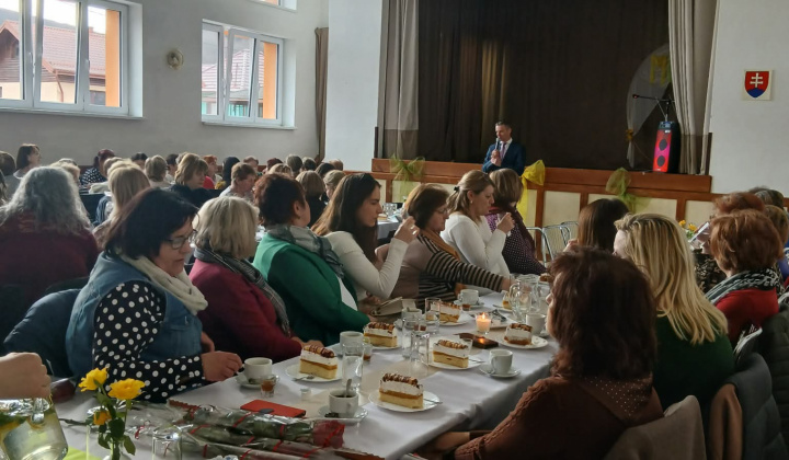 17. fotografia fotogalérie Rozvojový tím v akcii / ÚCTA K ŽENÁM - foto