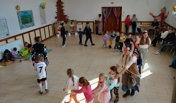 10. fotografia fotogalérie Rozvojový tím v akcii / Bzenovský karneval - foto