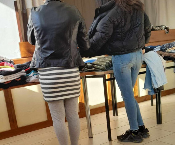 Rozvojový tím v akcii / Burza hračiek a oblečenia - foto