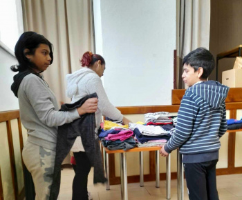 Rozvojový tím v akcii / Burza hračiek a oblečenia - foto