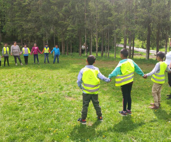 Rozvojový tím v akcii / Spoznávanie lesa - foto