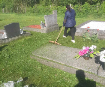 Rozvojový tím v akcii / Jarné skrášlenie obce - foto