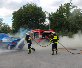 Rozvojový tím v akcii / Medzinárodný deň detí v Bzenove - foto