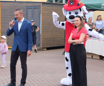 Rozvojový tím v akcii / Medzinárodný deň detí v Bzenove - foto