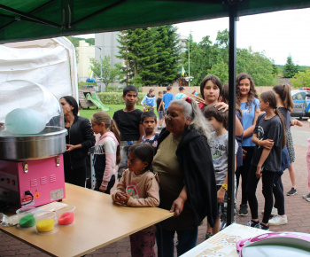 Rozvojový tím v akcii / Medzinárodný deň detí v Bzenove - foto