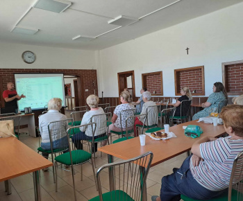 Rozvojový tím v akcii / Ako nenaletieť podvodníkom – rady pre seniorov - foto