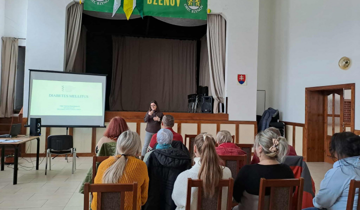 2. fotografia fotogalérie Rozvojový tím v akcii / Skontroluj si cukor odborníkom - foto