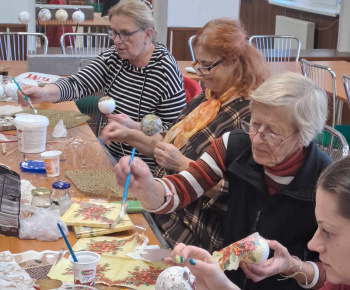 Rozvojový tím v akcii / Nekupuj - Urob si sám - foto