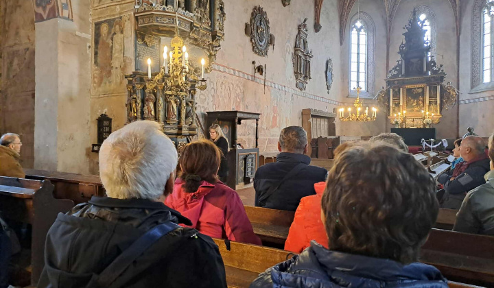 13. fotografia fotogalérie Rozvojový tím v akcii / Seniorský výlet – za pokladmi Betliara - foto