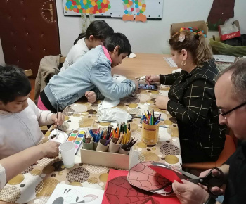 Rozvojový tím v akcii / Prípravy na karneval - foto