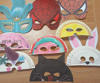 Rozvojový tím v akcii / Prípravy na karneval - foto