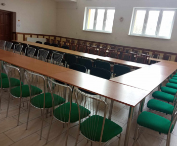 Rozvojový tím v akcii / Renovácia obecného nábytku - foto