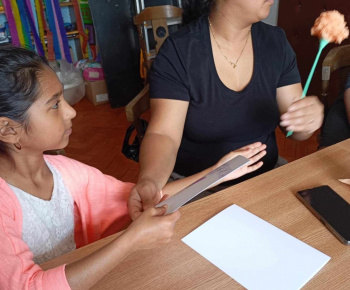 Rozvojový tím v akcii / Mami klub – Kreatívny Deň matiek ???? - foto