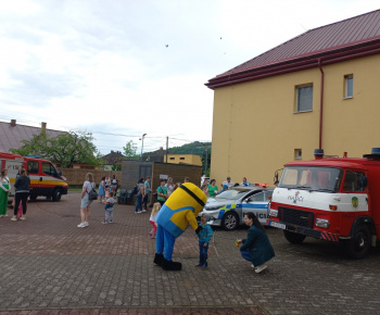 Rozvojový tím v akcii / Medzinárodný deň detí v Bzenove - foto