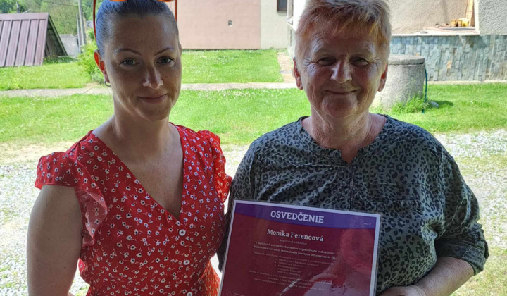 1. fotografia fotogalérie Rozvojový tím v akcii / Osvedčenia o absolvovaní kurzu „Digitálni seniori“  - foto