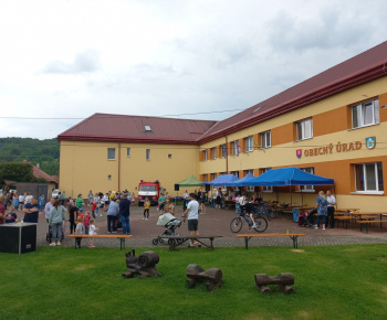 Rozvojový tím v akcii / Medzinárodný deň detí v Bzenove - foto