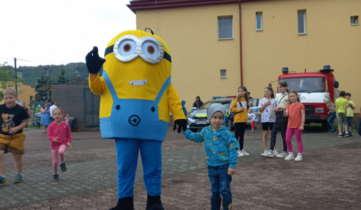7. fotografia fotogalérie Rozvojový tím v akcii / Medzinárodný deň detí v Bzenove - foto