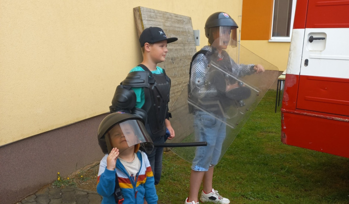 10. fotografia fotogalérie Rozvojový tím v akcii / Medzinárodný deň detí v Bzenove - foto