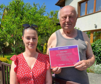 Rozvojový tím v akcii / Osvedčenia o absolvovaní kurzu „Digitálni seniori“  - foto