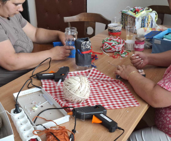 Rozvojový tím v akcii /  Vdýchni život odpadu  - foto