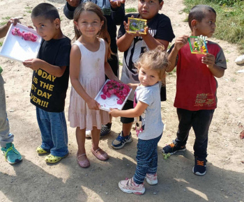 Rozvojový tím v akcii / Lúčna galéria - Kreatívne deti v akcii! - foto