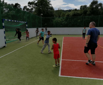 Rozvojový tím v akcii / Zahrajme sa s loptou!  - foto