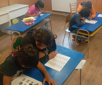 Rozvojový tím v akcii / Hravé doučovanie šité na mier - foto