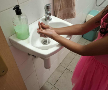 Rozvojový tím v akcii / Bublinkové rúčky - foto