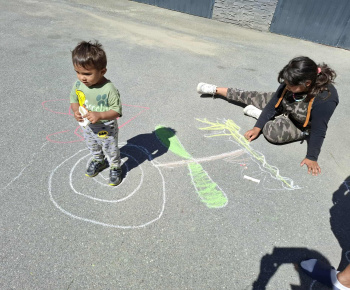 Rozvojový tím v akcii / Prekresli sa prázdninami– farby, kriedy a veľa radosti - foto