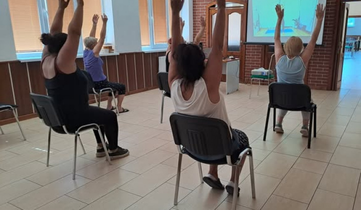 3. fotografia fotogalérie Rozvojový tím v akcii / Joga bez hraníc – pohyb, ktorý spája  - foto