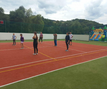 Rozvojový tím v akcii / Športový deň obce Bzenov - foto