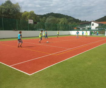 Rozvojový tím v akcii / Športový deň obce Bzenov - foto