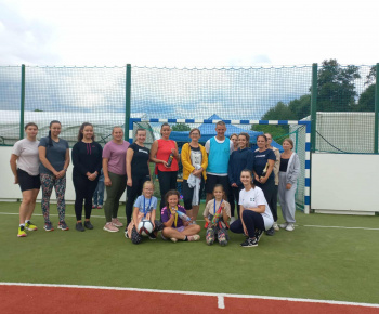 Rozvojový tím v akcii / Športový deň obce Bzenov - foto