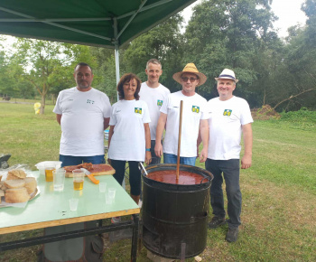 Rozvojový tím v akcii / Športový deň obce Bzenov - foto