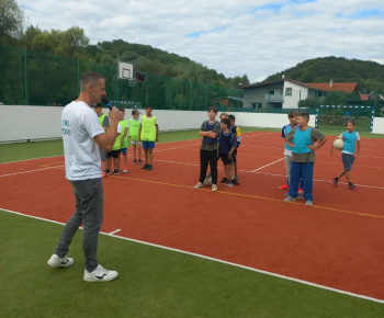 Rozvojový tím v akcii / Športový deň obce Bzenov - foto