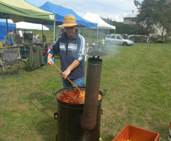 Rozvojový tím v akcii / Športový deň obce Bzenov - foto