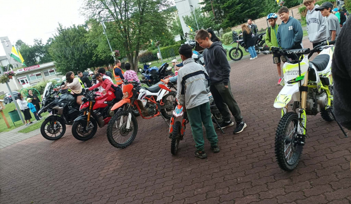 14. fotografia fotogalérie Rozvojový tím v akcii / MOTO dobrodružstvo – deň plný zážitkov, odvahy a nových priateľstiev  - foto