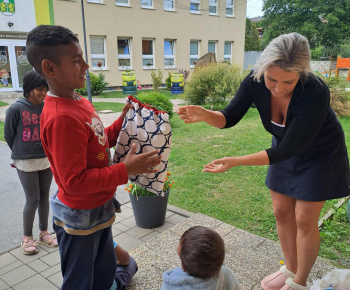 Rozvojový tím v akcii / Pomáhame školákom – štart do nového školského roka s podporou - foto