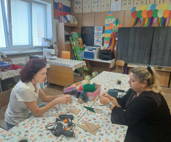 Rozvojový tím v akcii / Výmena zručností a kreativity v Mami klube - foto