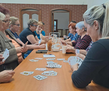 Rozvojový tím v akcii / Zábavné popoludnie so seniormi - foto