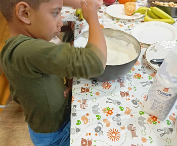 Rozvojový tím v akcii / Ovocná kuchyňa v Mami klube - foto