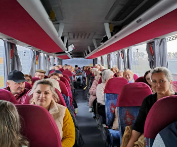 Rozvojový tím v akcii / Seniorský výlet – za pokladmi Betliara - foto