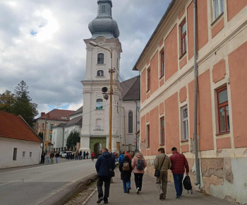 Rozvojový tím v akcii / Seniorský výlet – za pokladmi Betliara - foto