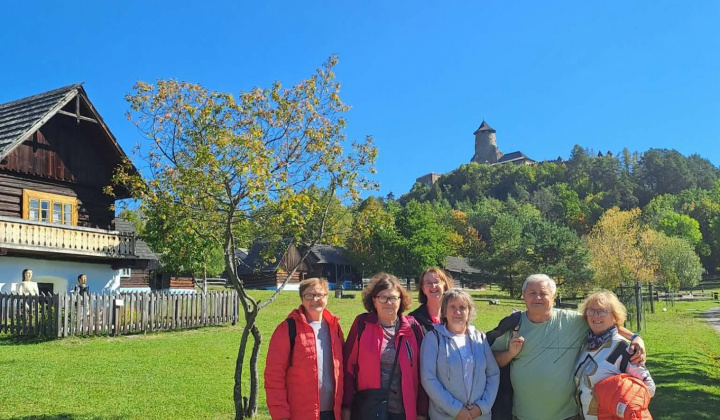 18. fotografia fotogalérie Rozvojový tím v akcii / Po stopách histórie – výlet seniorov  - foto