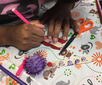 Rozvojový tím v akcii / Záložka pre babku a dedka - foto