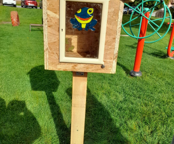 Rozvojový tím v akcii / KnihoBúdka v Bzenove - foto